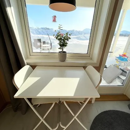 Kvaloya Arctic Retreat - In Beautiful Kvaloya, Homestay *