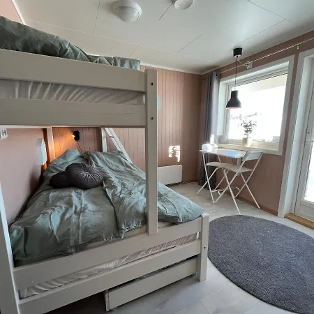 Kvaloya Arctic Retreat - In Beautiful Kvaloya, 트롬쇠