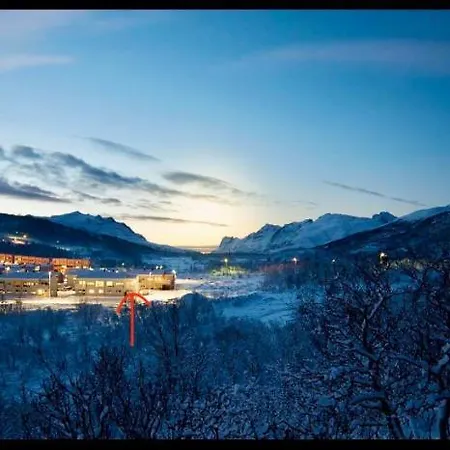 Homestay Kvaloya Arctic Retreat - In Beautiful Kvaloya, Tromso