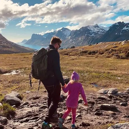 Kvaloya Arctic Retreat - In Beautiful Kvaloya, 홈스테이